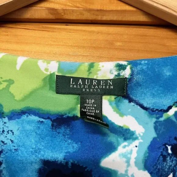 Lauren Ralph Lauren Floral V-Neck Sheath Dress, Ruched Waist Women's Size 10P - Picture 4 of 6